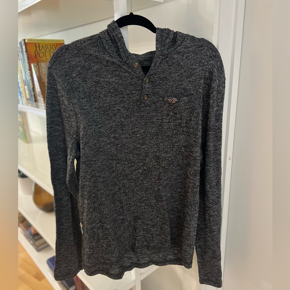 Hollister Men’s Grey Sweater Knit Pullover Hoodie Size Large